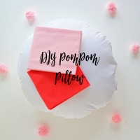 DIY Pom Pom Pillow